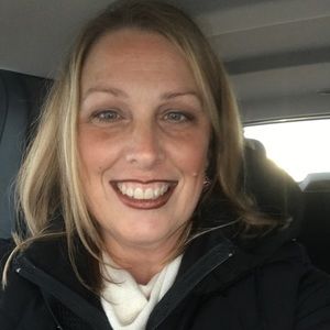 Meet your Posher, Holly